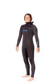 Hotline Wetsuits  Womens Reflex 1.0 5/4mm Hooded Wetsuit